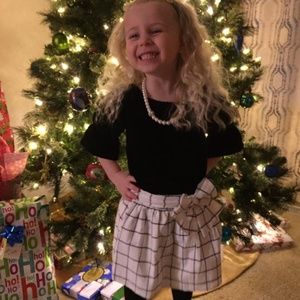 Adorable Outfit: MJ Top - 6, Carters Skirt - 4t